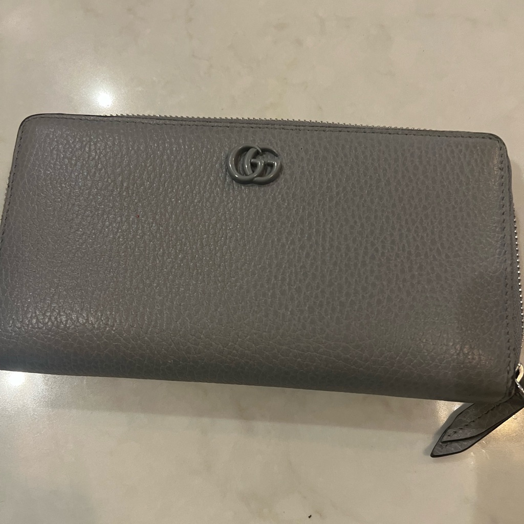Gucci Charcoal Leather Zip Wallet